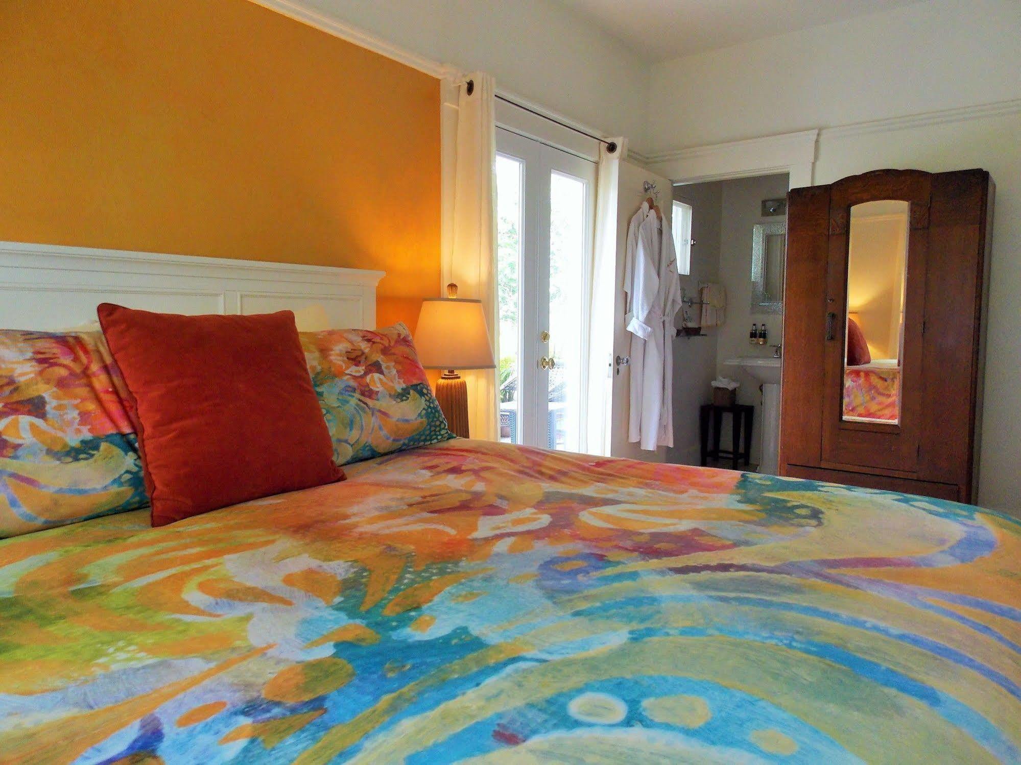 Casa Bella Inn Kenwood ภายนอก รูปภาพ